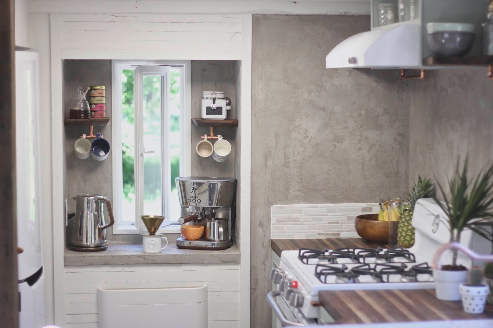 Tiny House Town The Handcrafted Movement Handcrafted Movement Tiny House