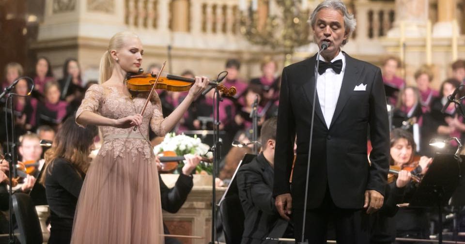 Wow Andrea Bocelli sings Beautiful Ave Maria with Orchestra for