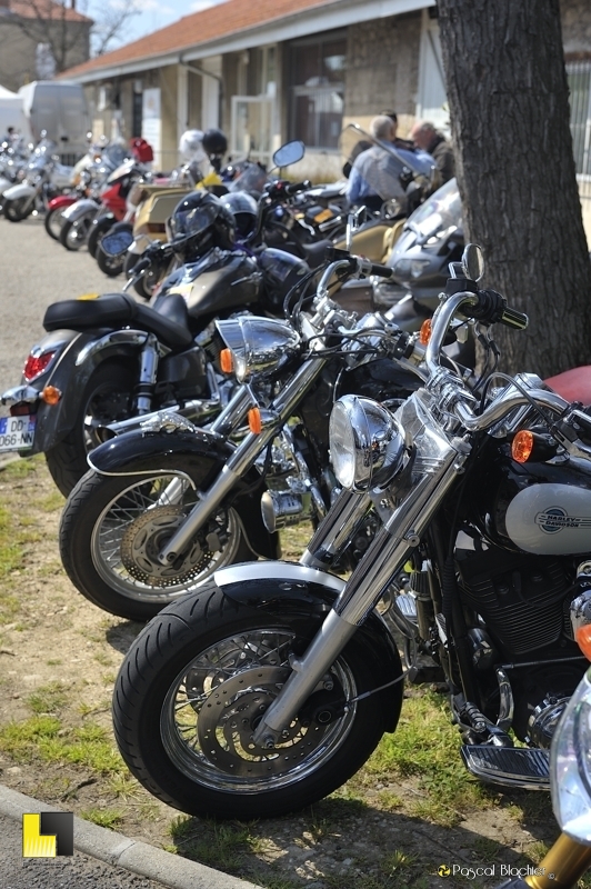 le parking motos donzere 2016 photo Pascal Blachier