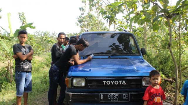 Sopir Yang Mobilnya Ditumpangi ' Makhluk Misterius' Ini Masih Sering Melihat Kelebat Sosok besar Itu