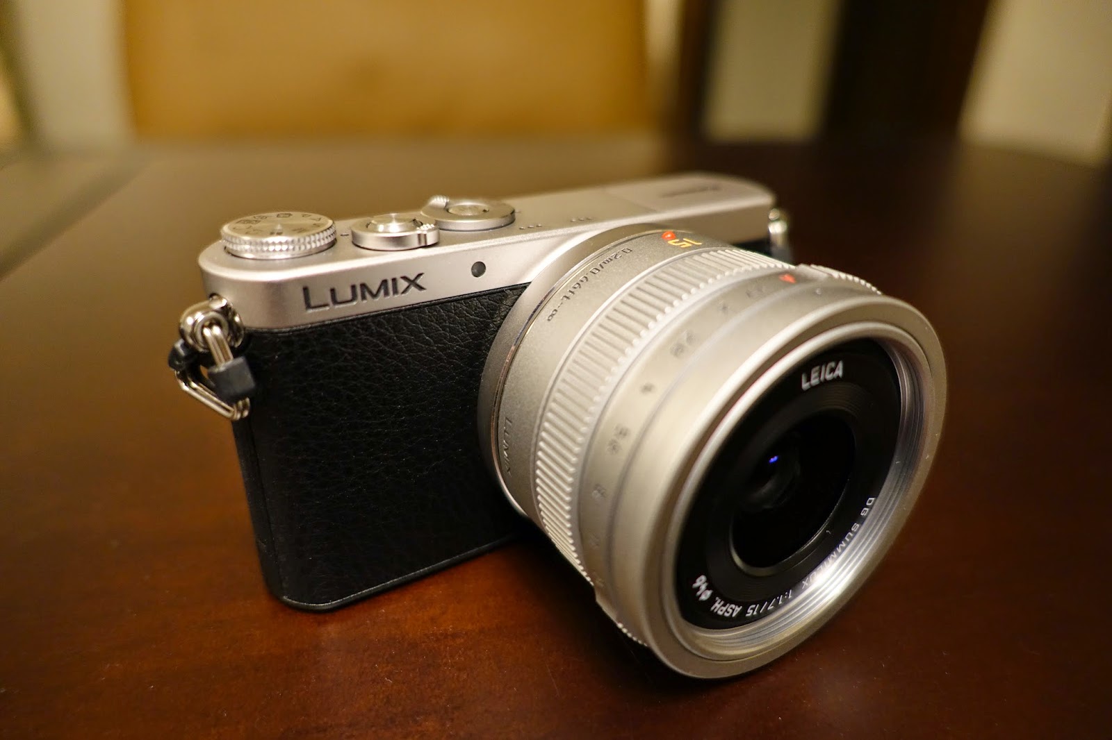 B-log Cabin Blogger: Panasonic-Leica DG Summilux 15mm f1.7 ASPH、ズミルックスな