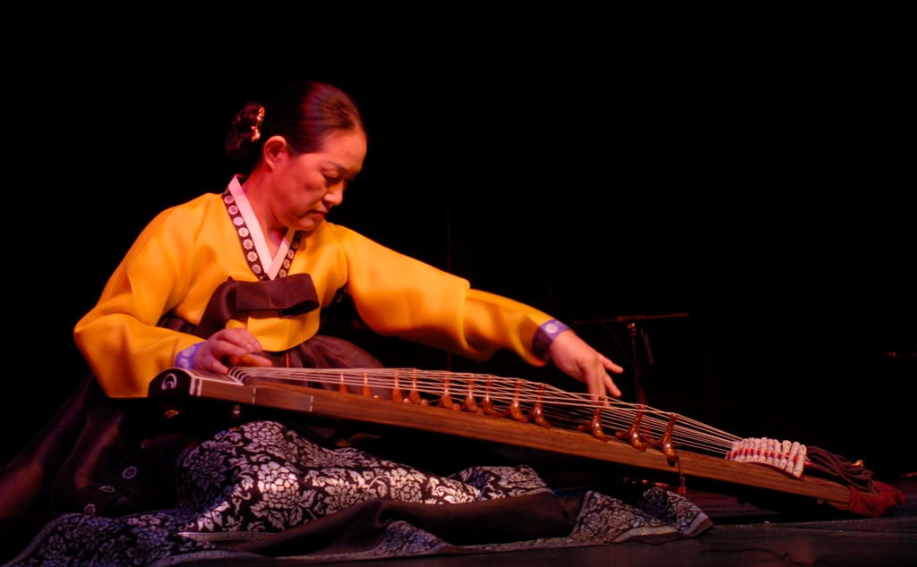 INSTRUMUNDO Instrumentos Musicales Kayagum