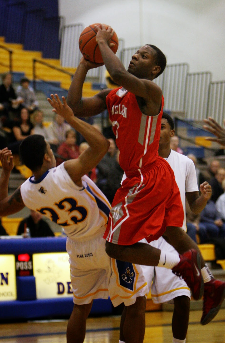 Mark Kodiak Ukena IHSA Varsity Boys Basketball Mundelein at Warren