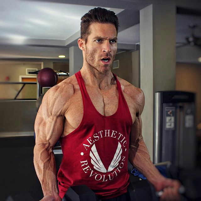 Masculina Wear ™® The Hottest Male Personal Trainers to Follow on