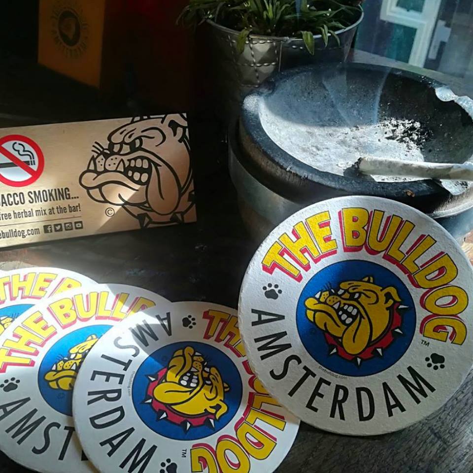 História da The Bulldog Amsterdam História da The Bulldog Amsterdam