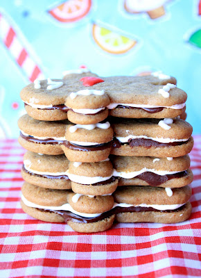 Gingerbread Men Sandwich Cookies @KatrinasKitchen