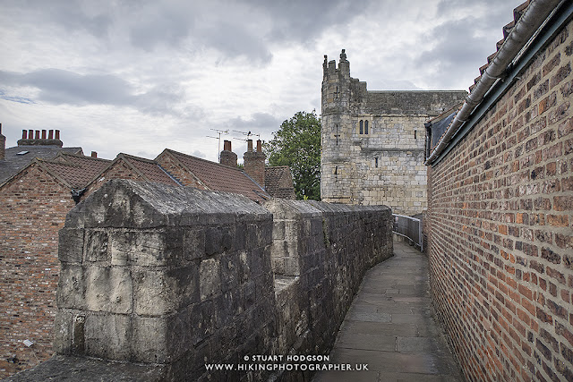 York city walls, walk, map, route, York Minister, distance, guide, tour