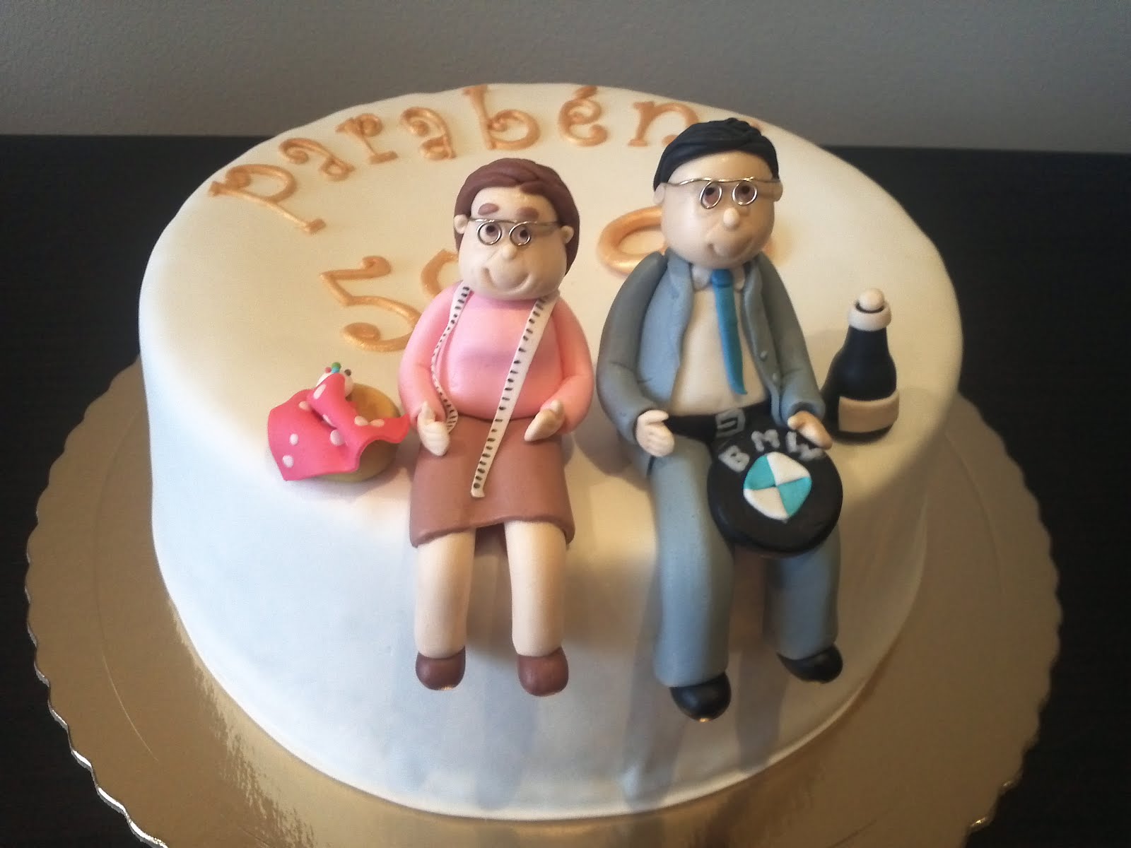 Bolinhos 3D Bolo 50 anos de casados