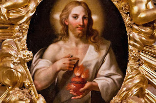 Resultado de imagen para Por eso, en muchas de sus imágenes, nos enseña el Corazón, pidiendo que nosotros le amemos también a Él y le consagremos