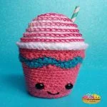 http://www.jensalittleloopy.com/crochet-unicorn-frappuccino-pattern/