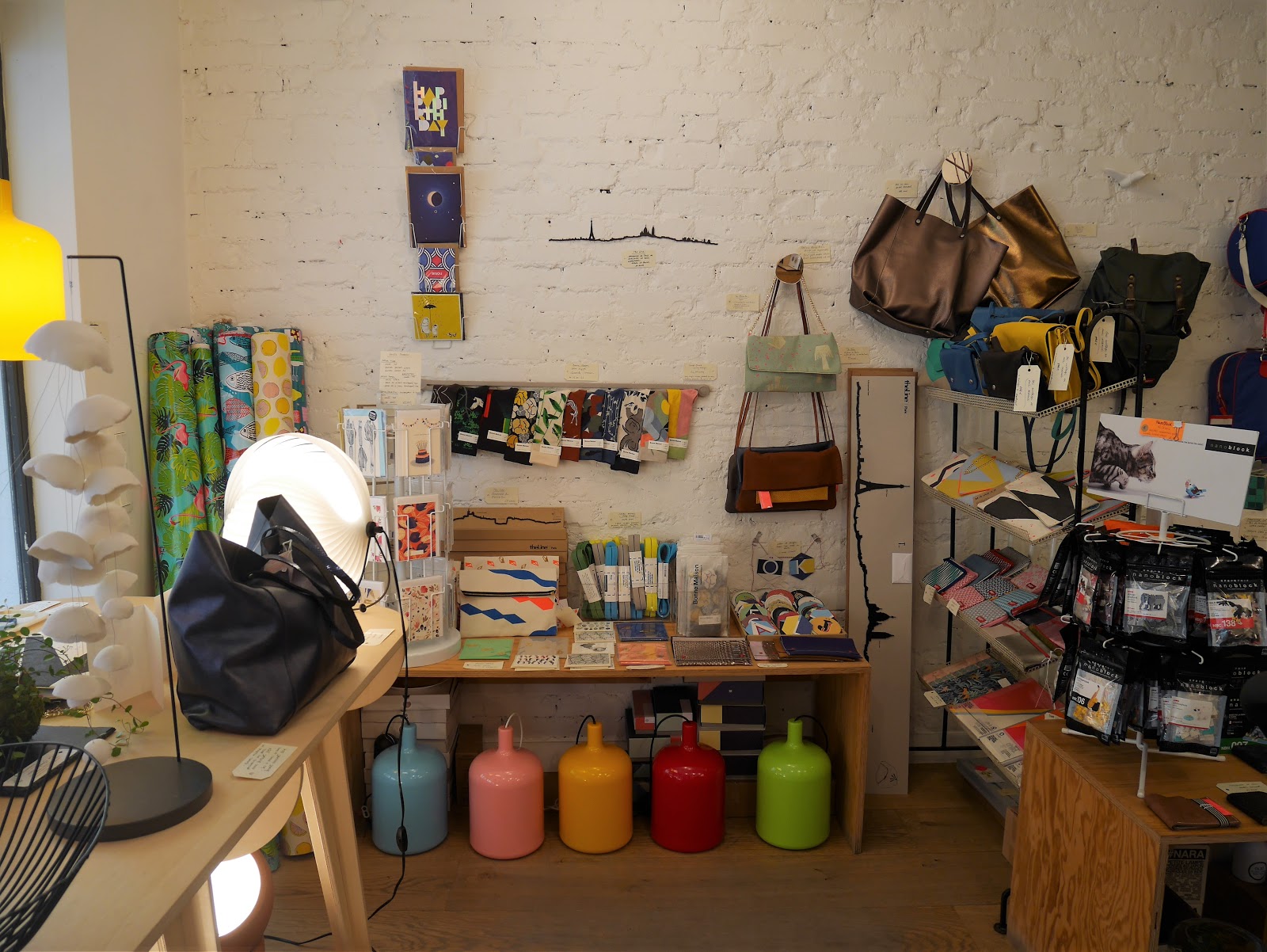 5-ina-luk-boutique 5-ina-luk-boutique-montreuil