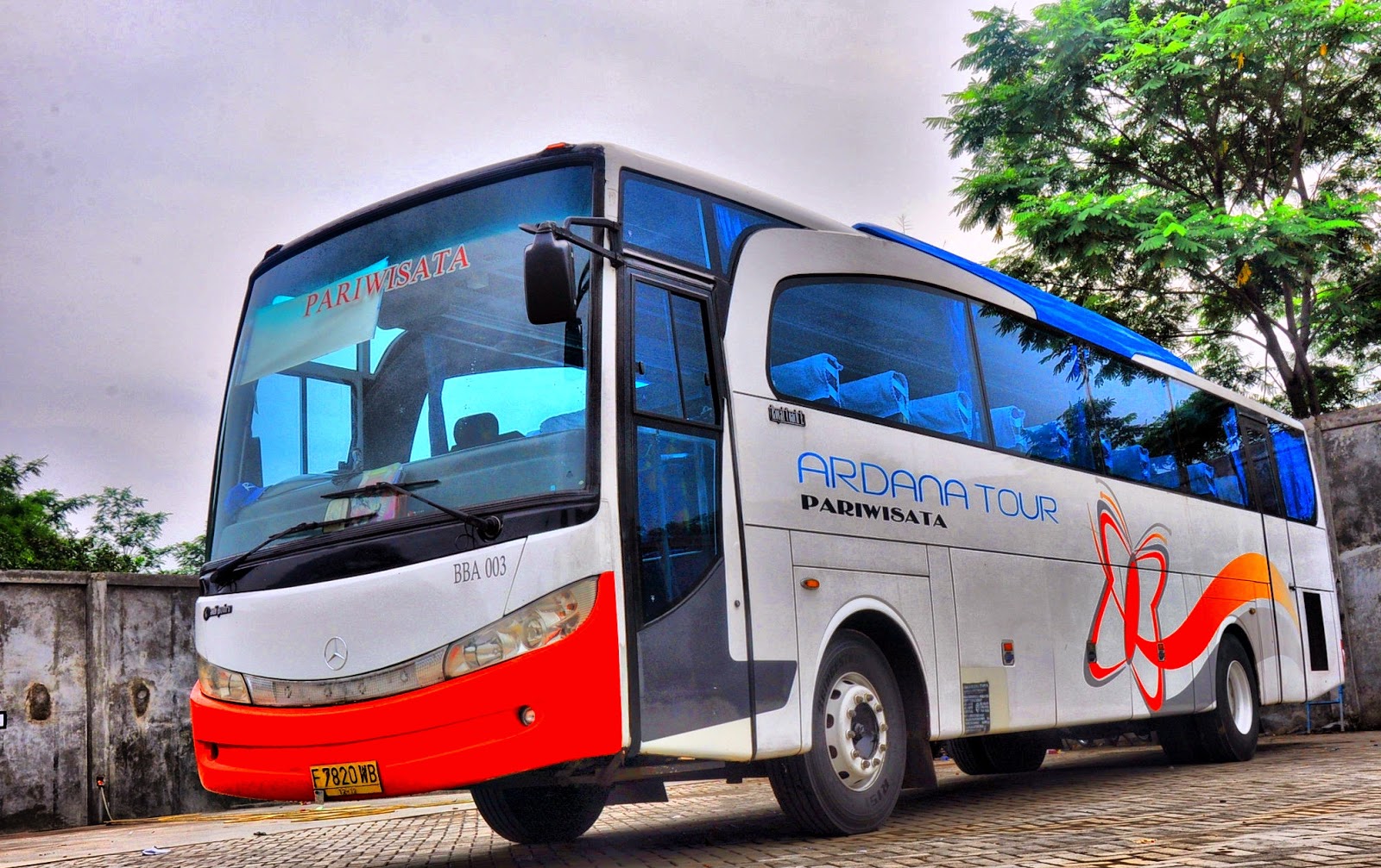 Ardana Tour: Mengarungi Indonesia dengan Kenyamanan dan Keamanan