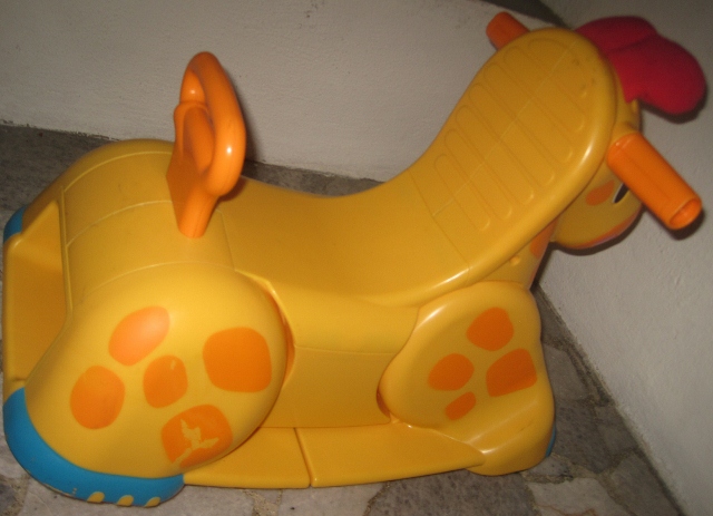 playskool giraffe