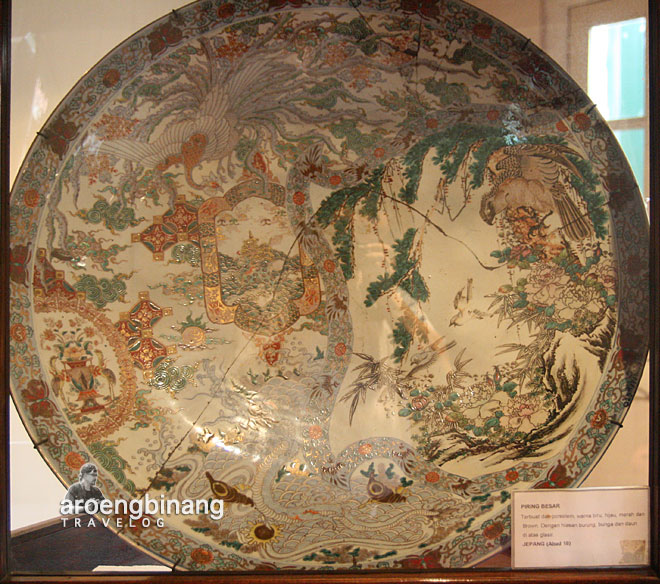 piring besar jepang museum fatahillah jakarta