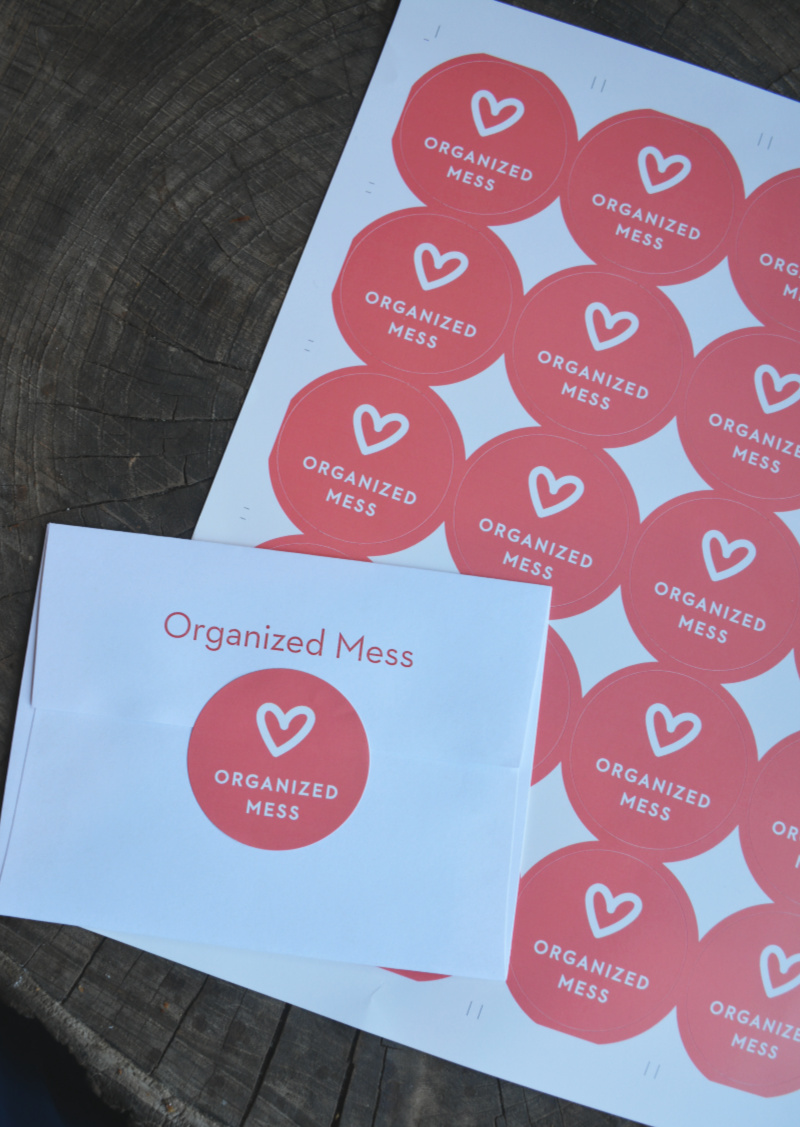 Creating Custom Stationary with Basic Invite | Organized Mess Creating Custom Stationary with Basic Invite | Organized Mess