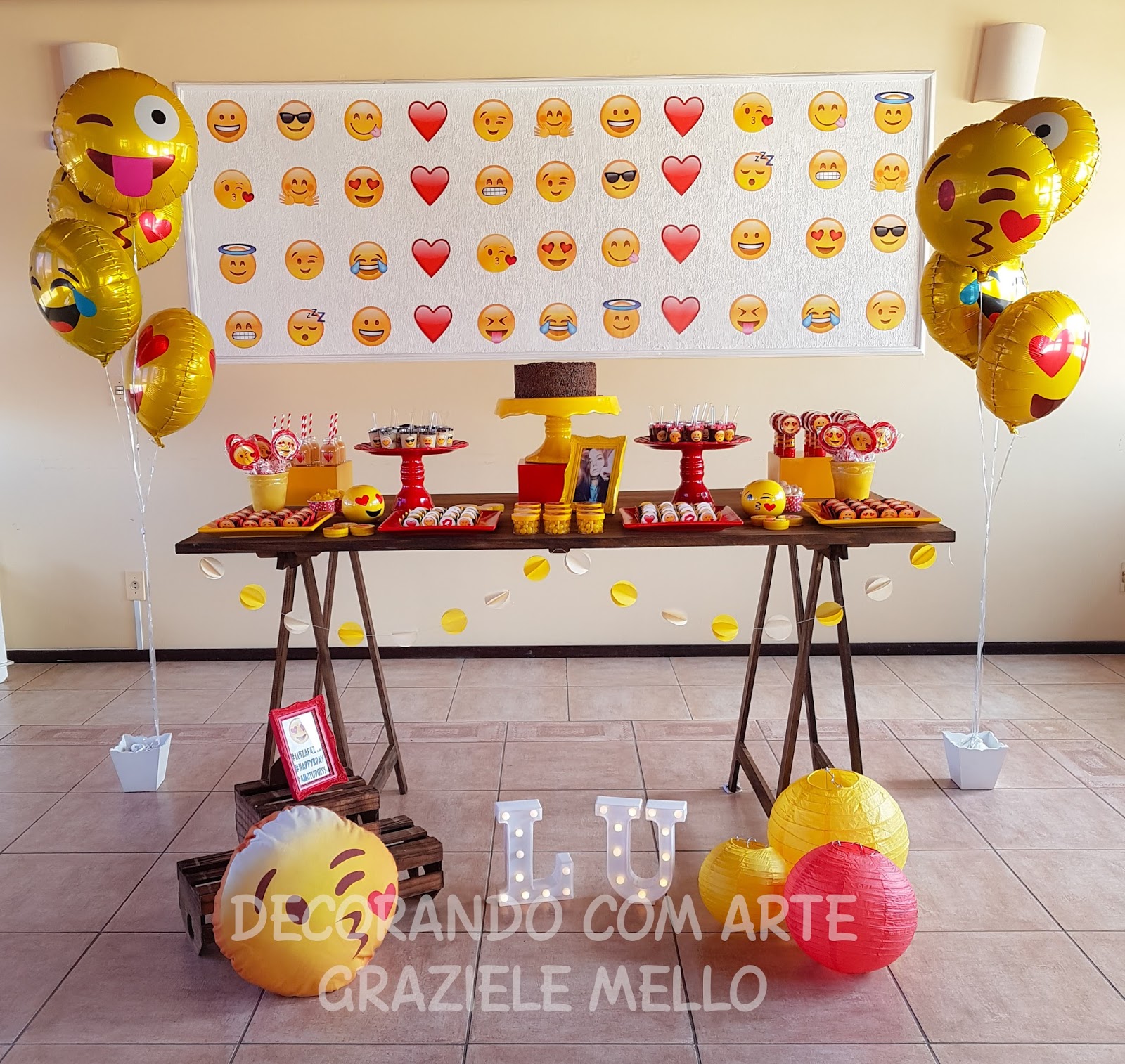 Decorando com Arte Lembrancinhas Personalizadas Decoraç u00e3o Emoji -> Decoração De Festa Tema Emoji Decorando com Arte Lembrancinhas Personalizadas Decoraç u00e3o Emoji -> Decoração De Festa Tema Emoji
