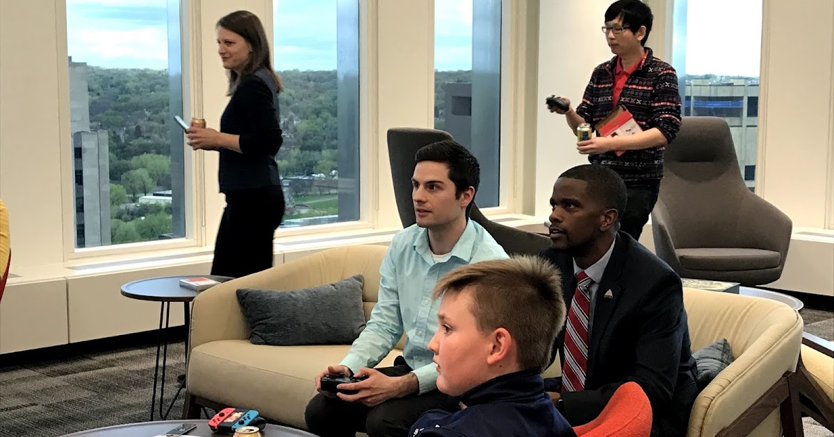 Adventures With Dennis Saint Paul MN Mayor stops by and finishes off