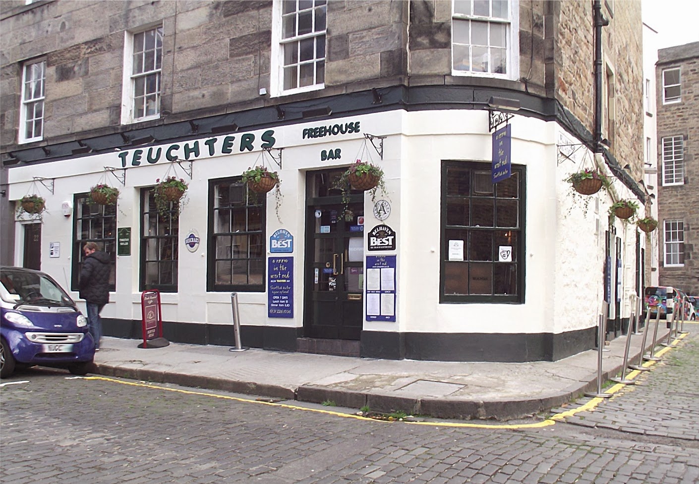 Cakeyboi A Room In The West End for lunch