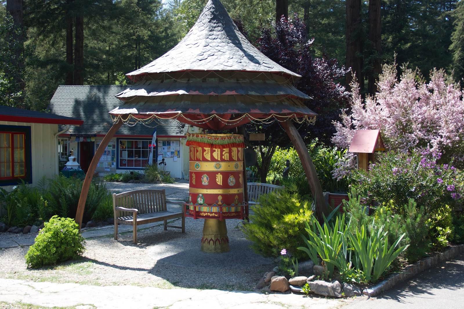 buddhist single men in santa cruz Retreats the gay buddhist fellowship’s 27th annual fall retreat will be held on the last nestled among redwoods and streams in the santa cruz mountains near. buddhist single men in santa cruz Retreats the gay buddhist fellowship’s 27th annual fall retreat will be held on the last nestled among redwoods and streams in the santa cruz mountains near.