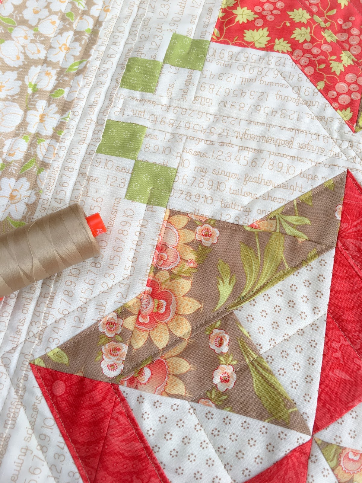 Carried Away Quilting Tablerunner Bliss Quilt Along Medallion Tablerunner