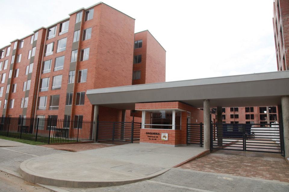 CONJUNTO RESIDENCIAL ORQUIDEA CIUDAD VERDE junio 2012