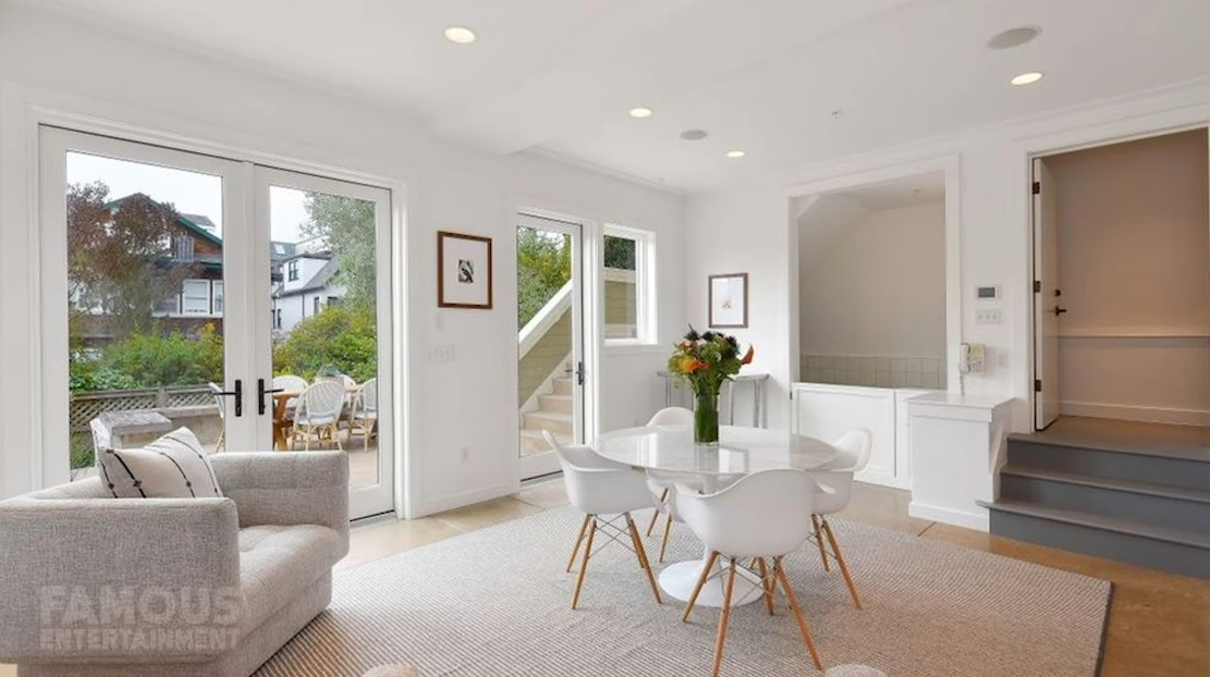 Tour Julia Roberts New Home vs. 32 Interior Design Photos 2020
