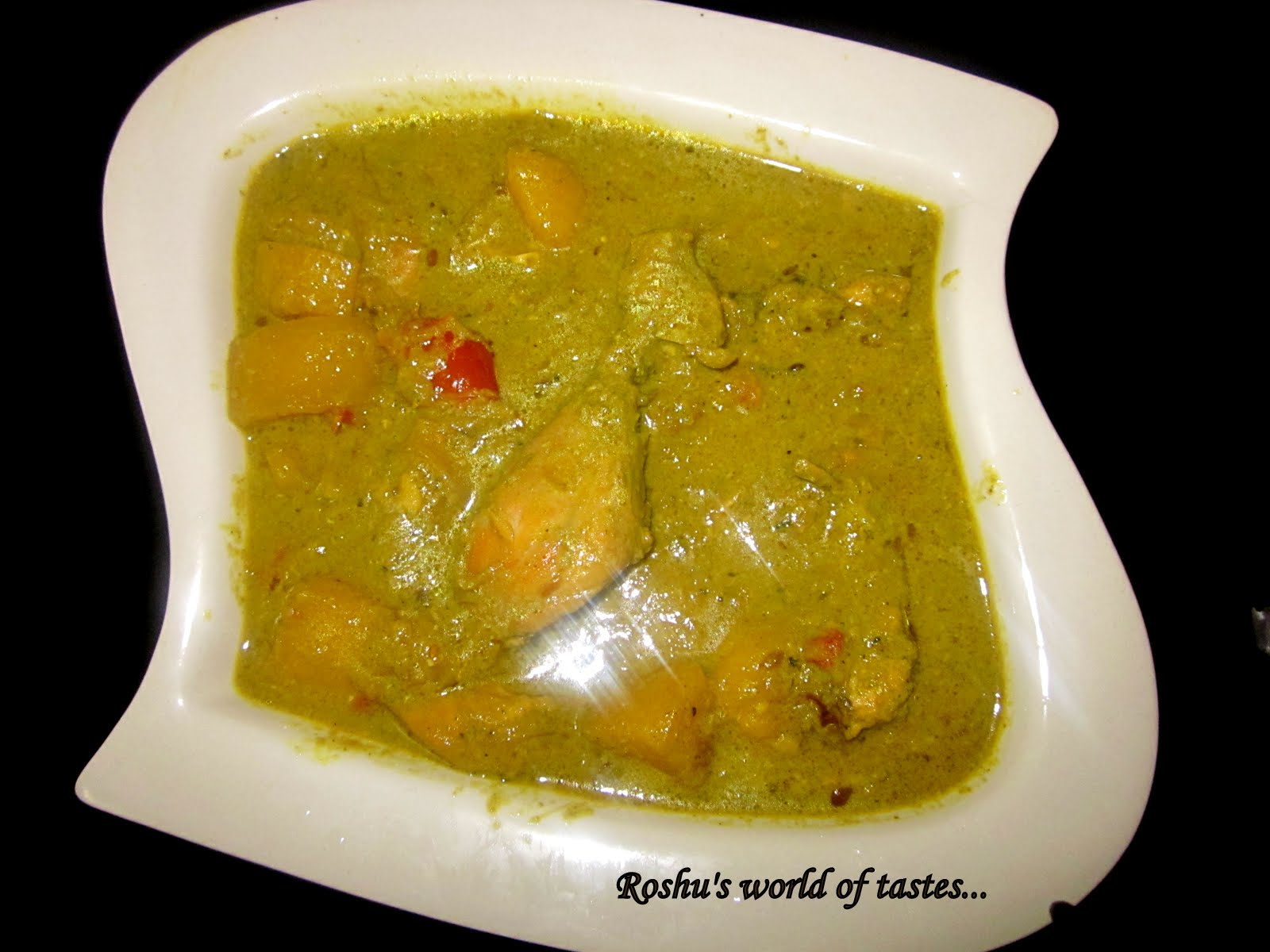 World of Tastes Green Coriander Chicken Curry