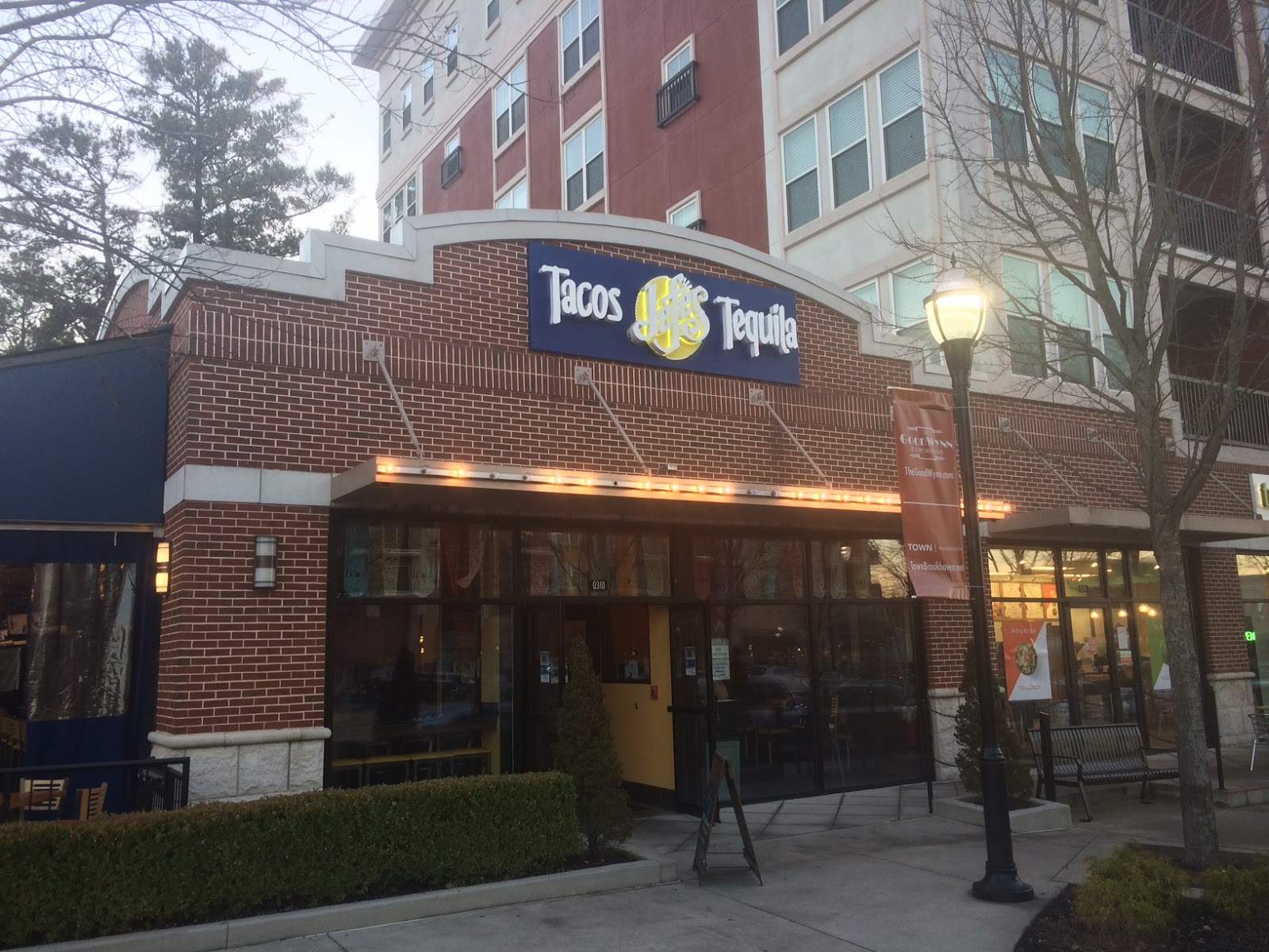 Tomorrow's News Today Atlanta [Open & Shut] Jefe's Closing in TOWN