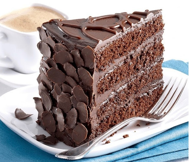 Chocolate Fudge Cake Super Easy