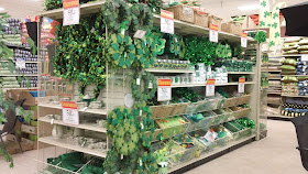 Extreme Couponing Mommy: The Christmas Tree Shop Accepts Coupons