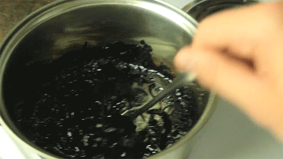 Viral Video Shows What Happens When You Boil Coke Viral Video Shows What Happens When You Boil Coke