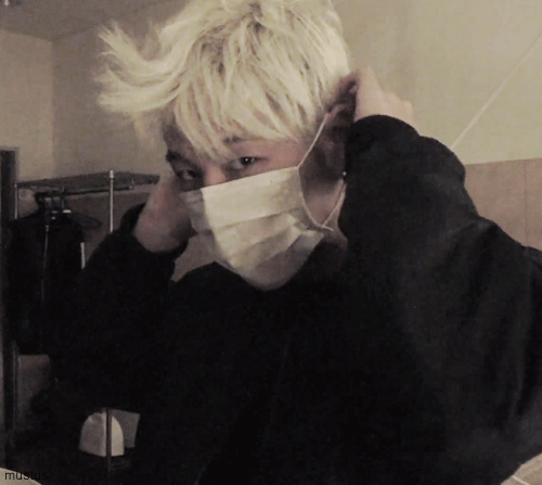 아이콘에서 의외로 덕후몰이 하는 멤버 | 인스티즈