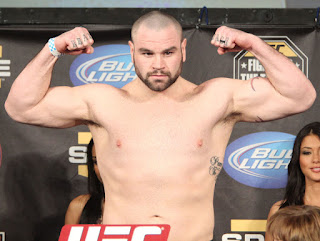 Boxer, Tim Hague dies after brutal knock in boxing match