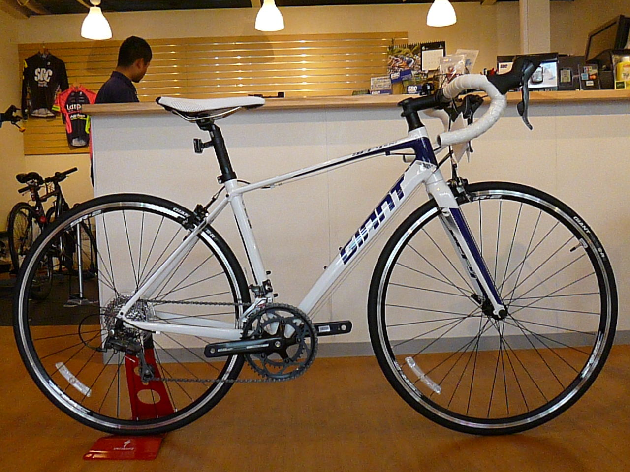 GIANT DEFY4 ロードバイク