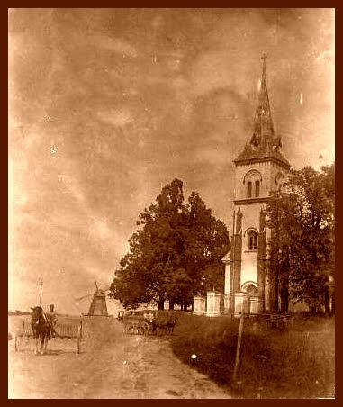 Valles luterāņu baznīca . 1930-to gadu foto