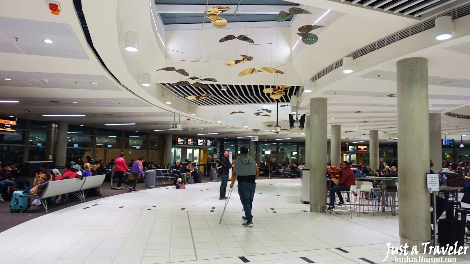 澳洲-廉航-廉價航空-布里斯本機場-國內線機場-塔斯馬尼亞-荷伯特機場-捷星-維珍-機票-訂票-Australia-Budget-Airline-Brisbane-Tasmania-Airport-Jetstar-Virgin