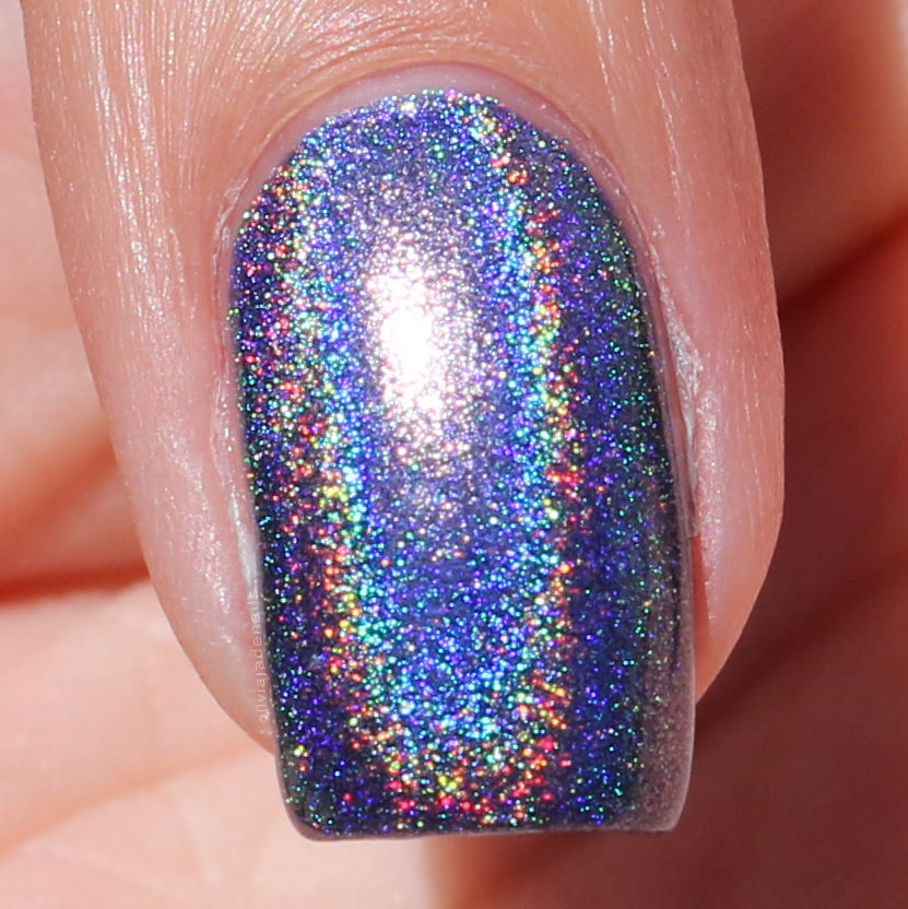 Emily de Molly Dark Enlightenment swatched by Olivia Jade Nails