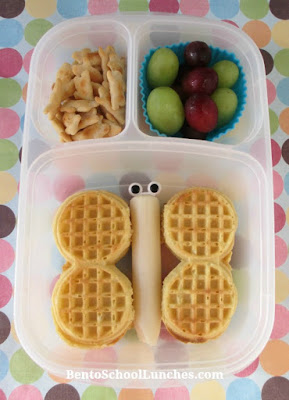 Mini waffles breakfast for lunch in Easylunchboxes
