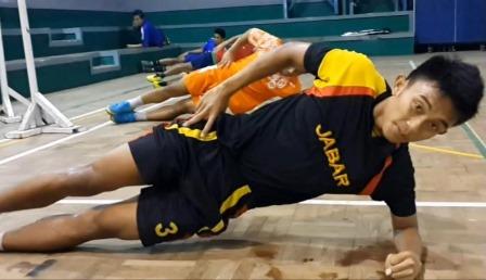 side plank side plank