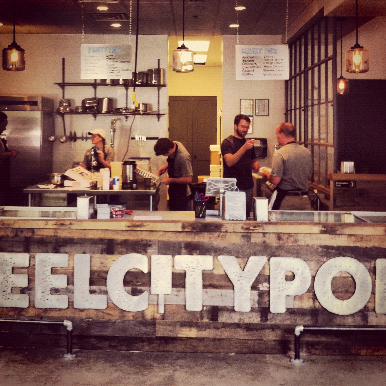 Evolutia STEEL CITY POPS