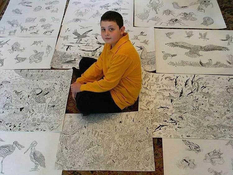 15-Year-Old Boy Illustrates Stunning Animal Drawings From Memory