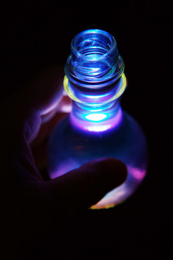 does radium glow does radium glow