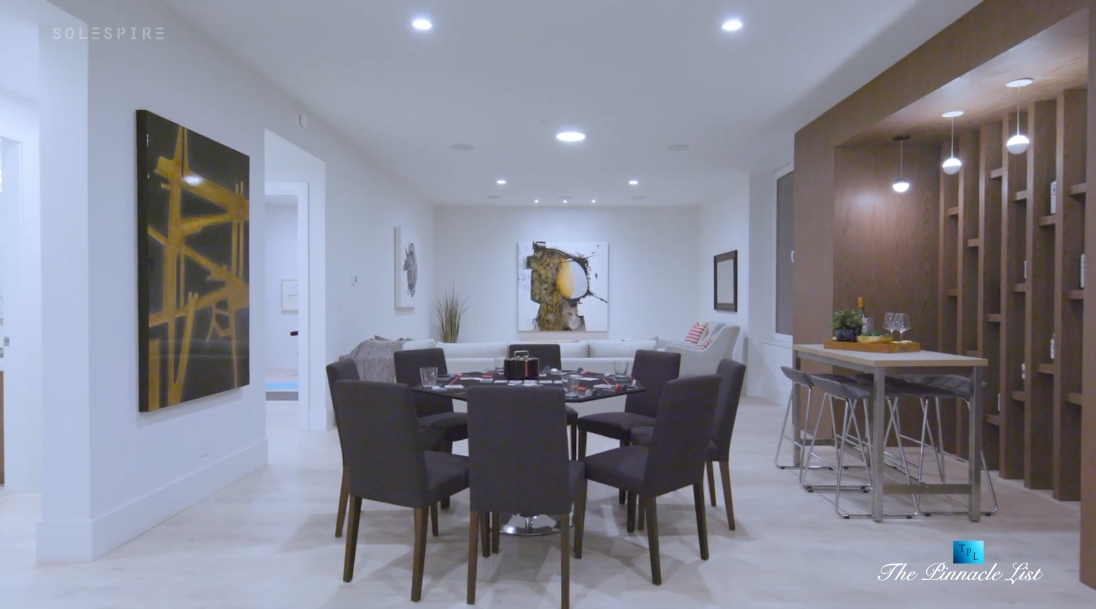 31 Interior Design Photos vs. 822 Cumberland Crescent, North Vancouver Luxury Home Tour