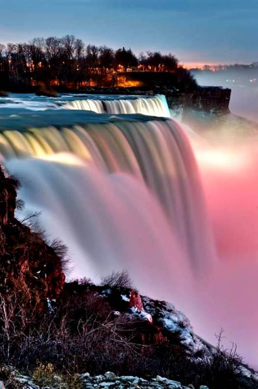 Niagara Falls (Best Honeymoon Destinations In USA)