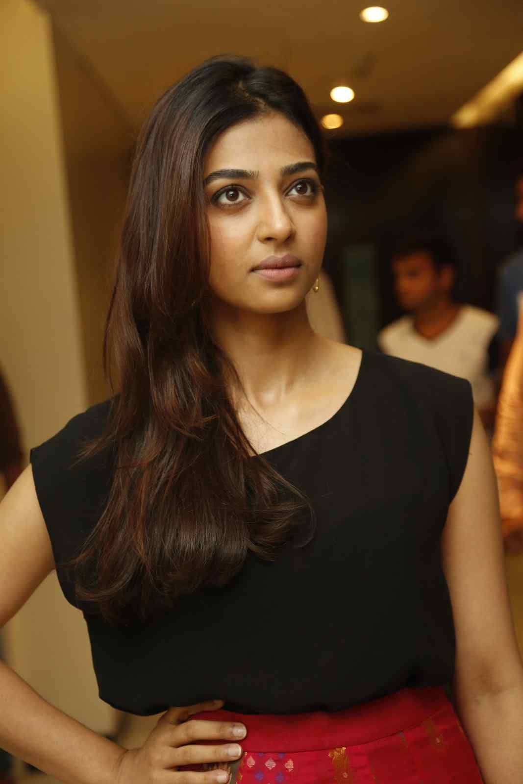 Radhika Apte Unseen So Hot Photos In Black Dress