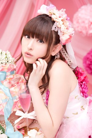 Yukari Tamura(田村ゆかり) to release her 2nd best album ...
Yukari Tamura 2013
