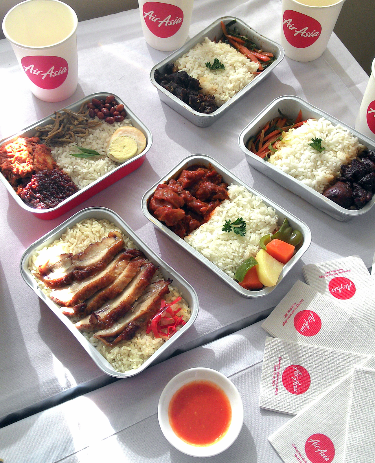 Experience the AirAsia wide variety of delicious inflight foods Savvy