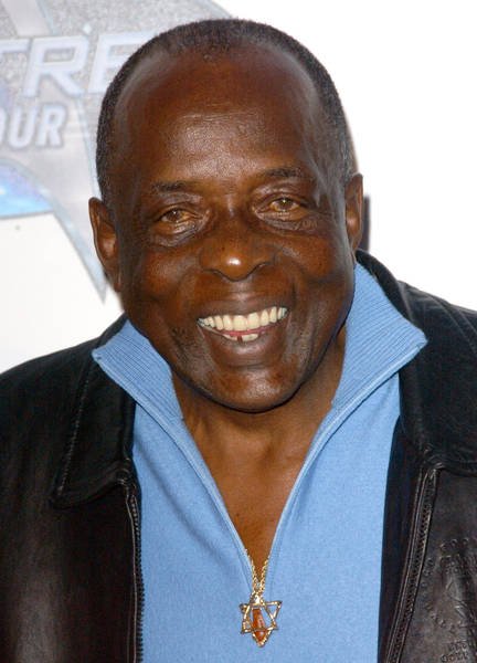 Deacon Jones Biography, Photos and Profile | Sports Club Blog
