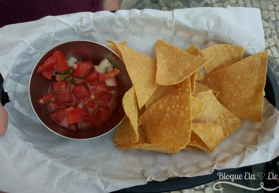 pistolas y corazón tanqueria pub mexicano no coração de Lisboa pistola y corazón tanqueria + restaurante mexicano + cais do sodré + pub mexicano + tasca+ blogue ela e ele + ele e ela+ blogue português de casal + pedro e telma