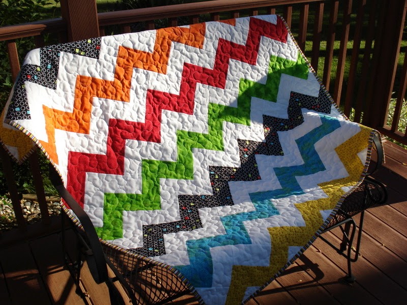 The Way I Sew It Chevron Baby Quilt No. 1